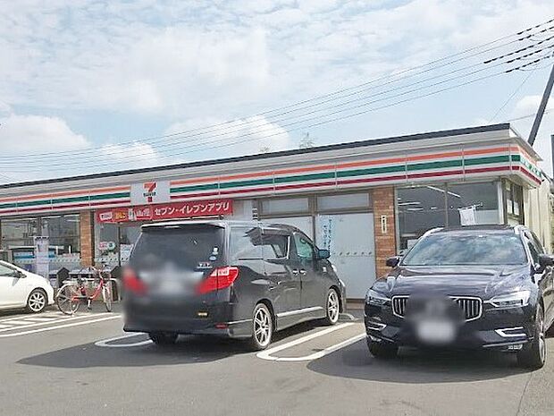 コンビニ 835m セブン-イレブン 川口石神店
