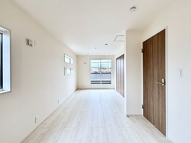 将来は2部屋にすることもできますね。お年頃になったら夢の個室にチェンジ!