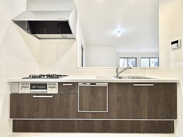 毎日使うキッチンだから、使いやすさ&お手入れのしやすさにこだわりました。