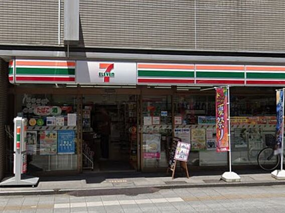 コンビニ 20...