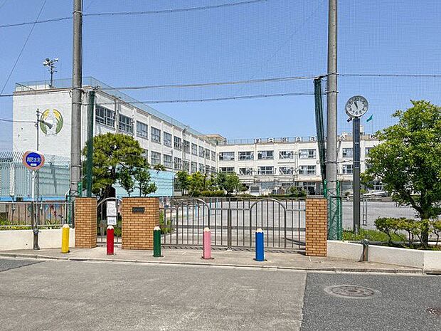 小学校 400m 足立区立花畑小学校
