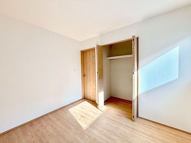 収納が充実しているので居住スペースを広々使えます