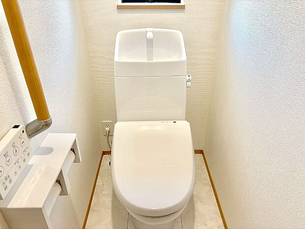 トイレは1階と2階それぞれに配置されていてとても便利です。 