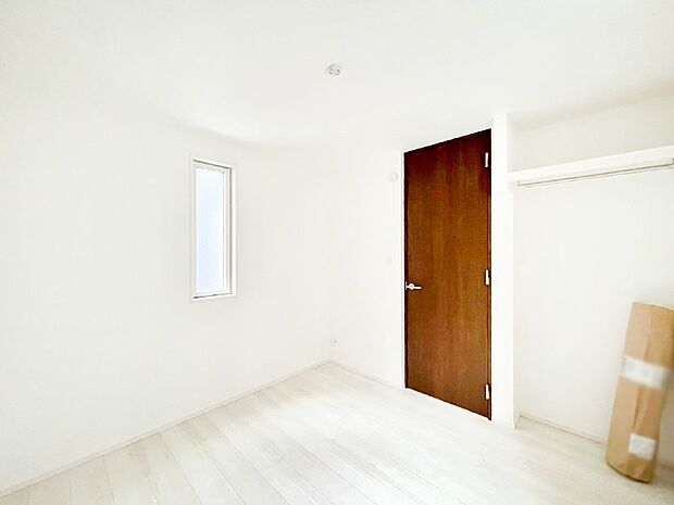 収納が充実しているので、居住スペースを広く使えます。 