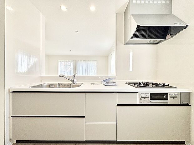 毎日使うキッチンだから、使いやすさ&お手入れのしやすさにこだわりました。