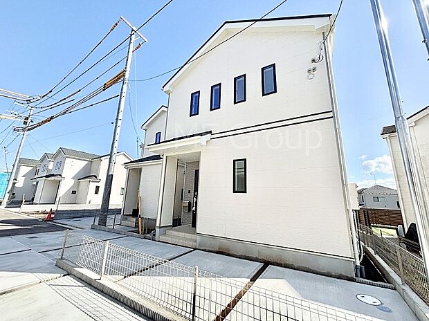 洗練された外観、上質な住空間が広がる室内は永く安心して過ごせる住居です。