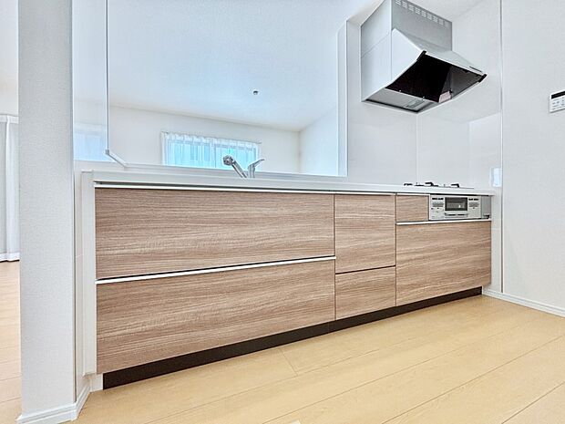 ゆとりあるキッチンではご家族と楽しくお料理ができます。