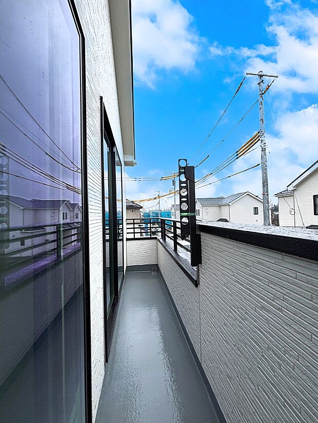 風通しの良いバルコニー