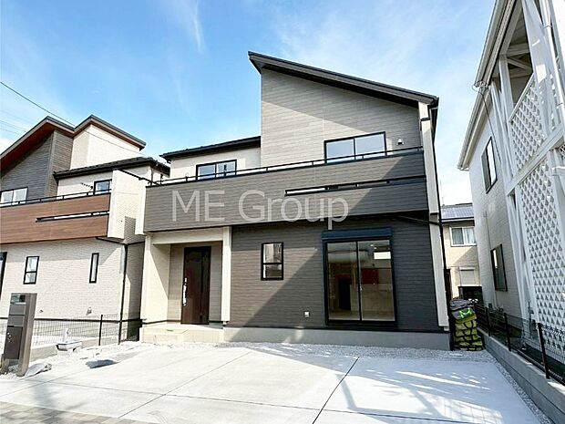 溢れる陽光でご家族の笑顔も輝く