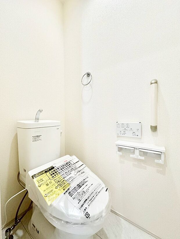 トイレは温水洗浄機能付き