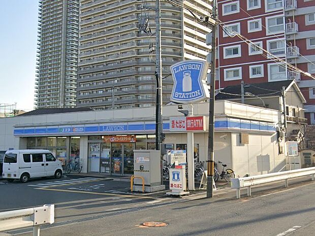 コンビニ 500m ローソン 川口元郷二丁目店