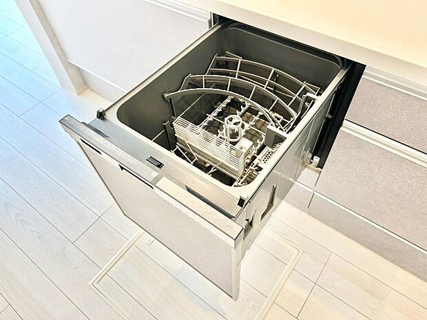 面倒なお片づけは食洗機にお任せ!家事の負担が減って、時間にも気持ちにもゆとりができます。