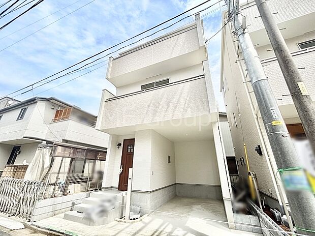 たっぷりの陽光と心地よい風が舞い込む住まい