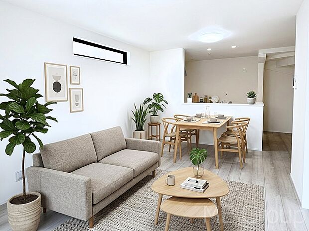 落ち着いた雰囲気のLDKは家族みんなの快適空間※家具はCGです