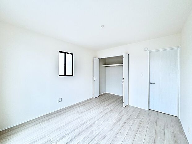 収納が充実しているので居住スペースを広々使えます