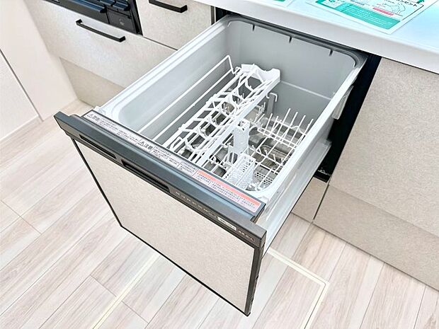 面倒なお片づけは食洗機にお任せ!家事の負担が減って、時間にも気持ちにもゆとりができます。