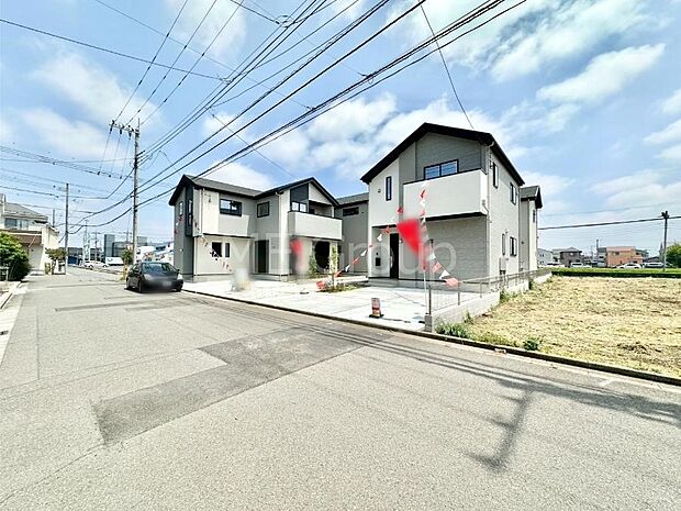 見通しの良さとともに、街並みに開放感を与えてくれます。