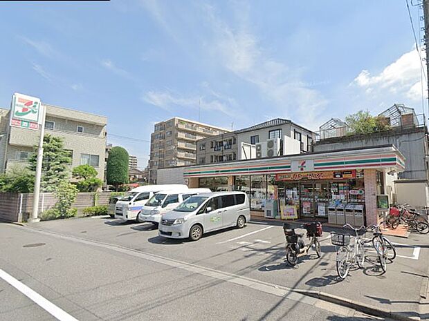 コンビニ 300m セブン-イレブン足立梅田2丁目店
