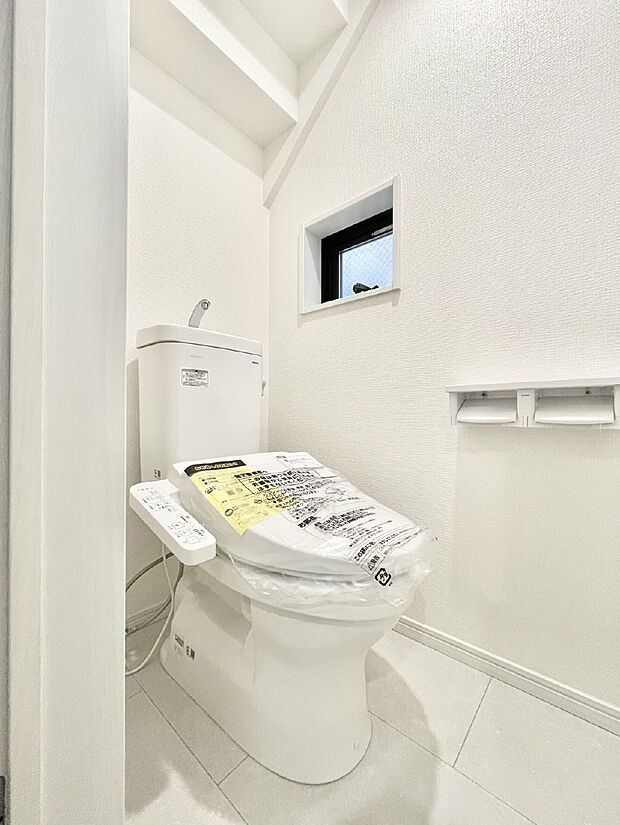 トイレは安心の2箇所!朝のバタバタも一安心です。