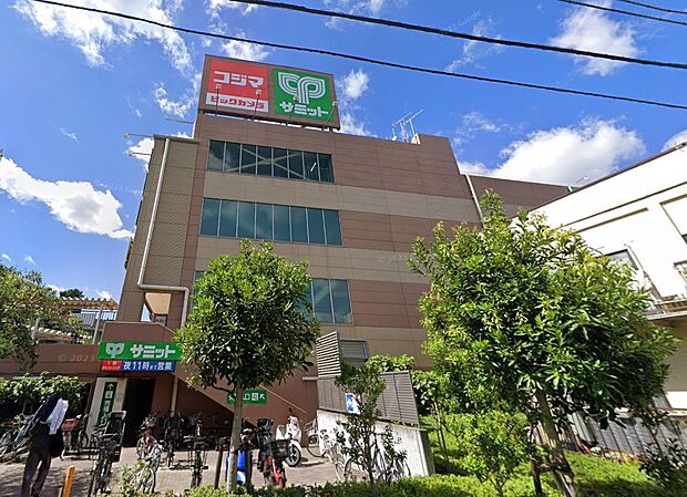 スーパー 1400m サミットストア 成城店