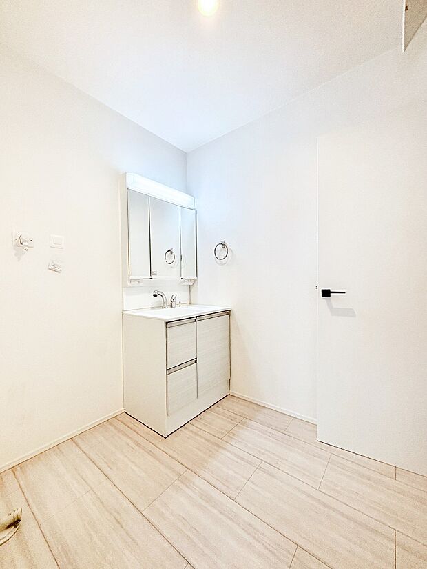 広々とゆとりのあるランドリースペース