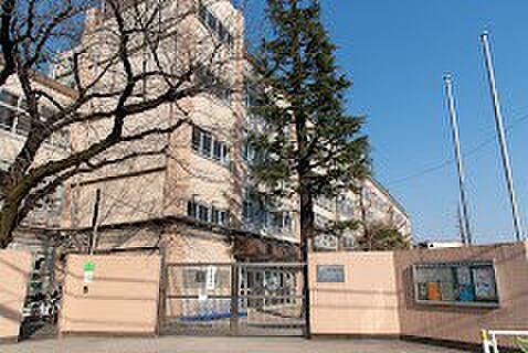 小学校 400m 杉並区立高井戸東小学校