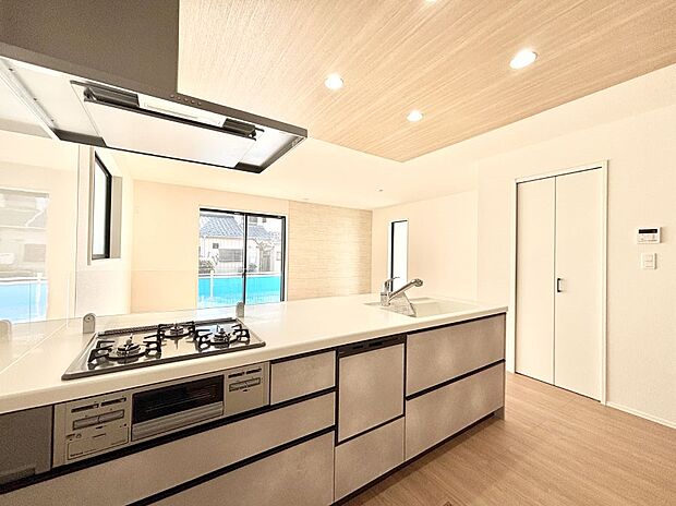 お料理を効率的に、楽しく！システムキッチン  