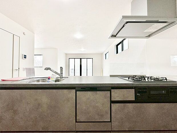 お料理を効率的に、楽しく!システムキッチン