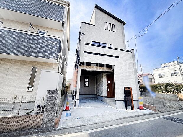 たっぷりの陽光と心地よい風が舞い込む住まい