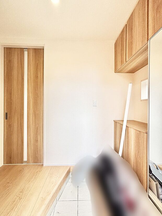 家族の帰宅やお客様をあたたかく迎える玄関