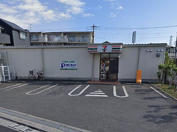 コンビニ 600m セブン-イレブン 練馬南大泉1丁目店