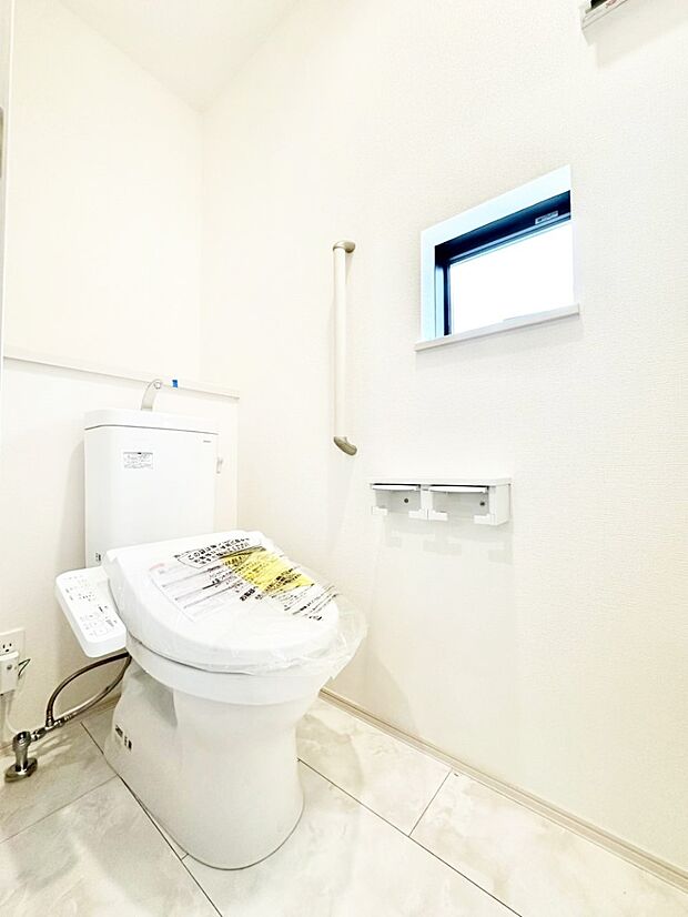 トイレは安心の2箇所!朝のバタバタも一安心です。