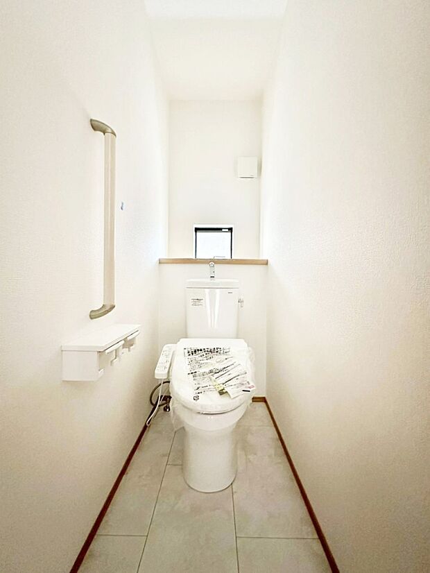 トイレは温水洗浄機能付き