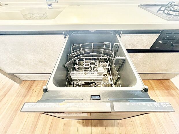 面倒なお片づけは食洗機にお任せ!家事の負担が減って、時間にも気持ちにもゆとりができます。