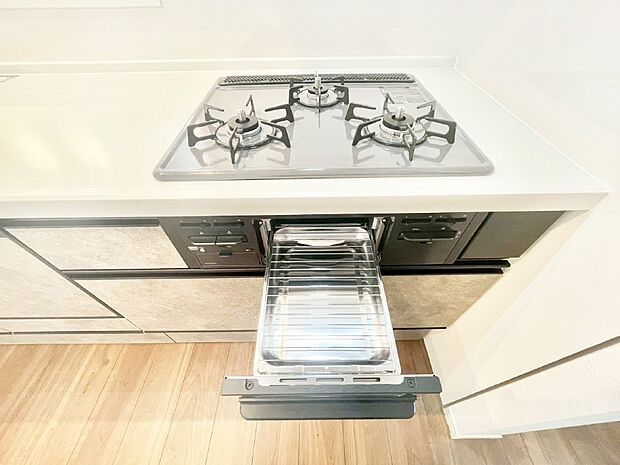 三口ガスコンロでお料理が一気にはかどりそう。