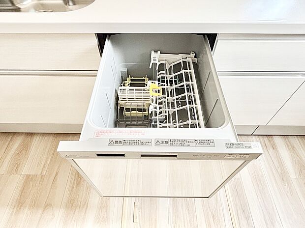 面倒なお片づけは食洗機にお任せ!家事の負担が減って、時間にも気持ちにもゆとりができます。