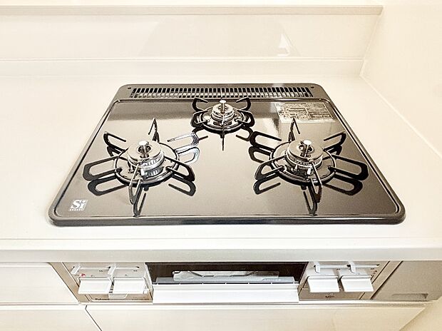 三口ガスコンロでお料理が一気にはかどりそう  