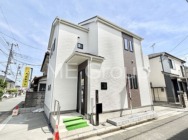 たっぷりの陽光と開放感に包まれる明るい住まい