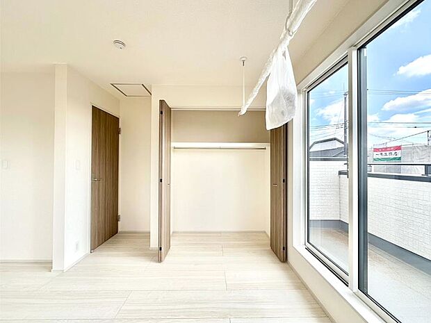 たっぷりの収納スペースで快適に暮らせそう