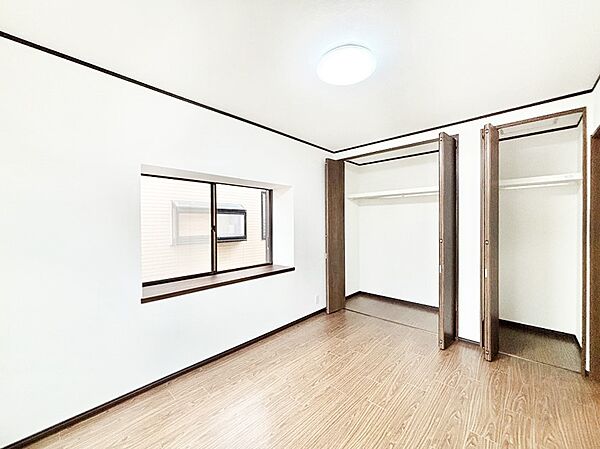 子ども部屋にぴったりの明るい空間。