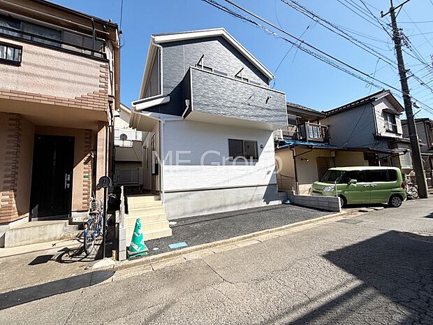 溢れる陽光でご家族の笑顔も輝く