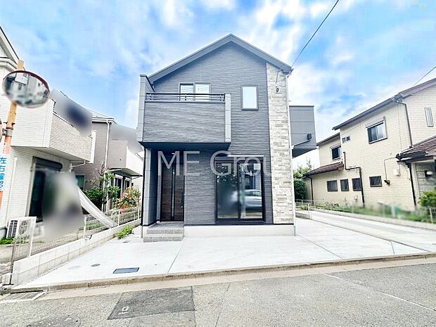 たっぷりの陽光と心地よい風が舞い込む住まい