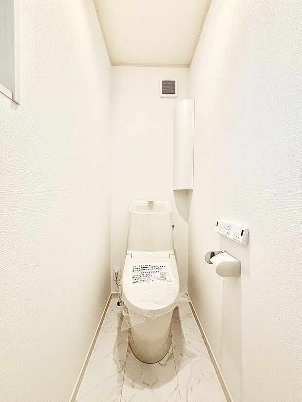 トイレは温水洗浄機能付き