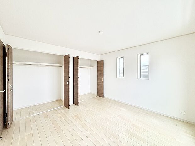 収納が充実しているので居住スペースを広々使えます