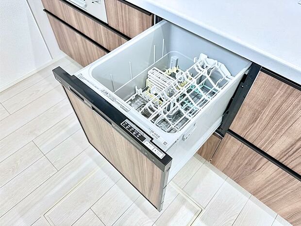 面倒なお片づけは食洗機にお任せ!家事の負担が減って、時間にも気持ちにもゆとりができます。