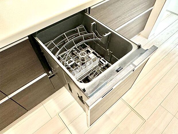 面倒なお片づけは食洗機にお任せ!家事の負担が減って、時間にも気持ちにもゆとりができます。