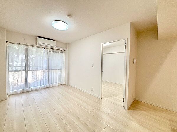 内装「無料オンライン相談」受付中！家族のつながりを大切にしたダイニング