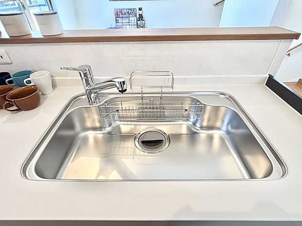 浄水器一体型のキッチンで洗い物用・料理用と切り替え簡単!