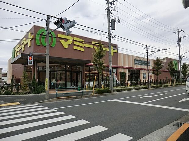 スーパー 800m マミーマート足立島根店