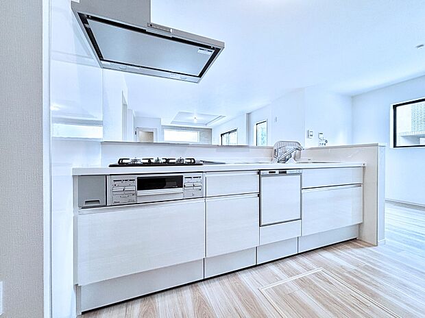 毎日使うキッチンだから、使いやすさ&お手入れのしやすさにこだわりました。